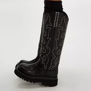 ISO Free People x Jeffrey Campbell Space Cowgirl Pull-On Boots